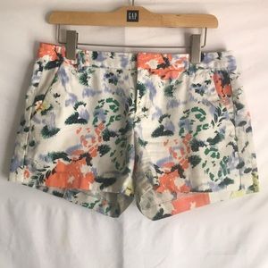 GAP floral shorts